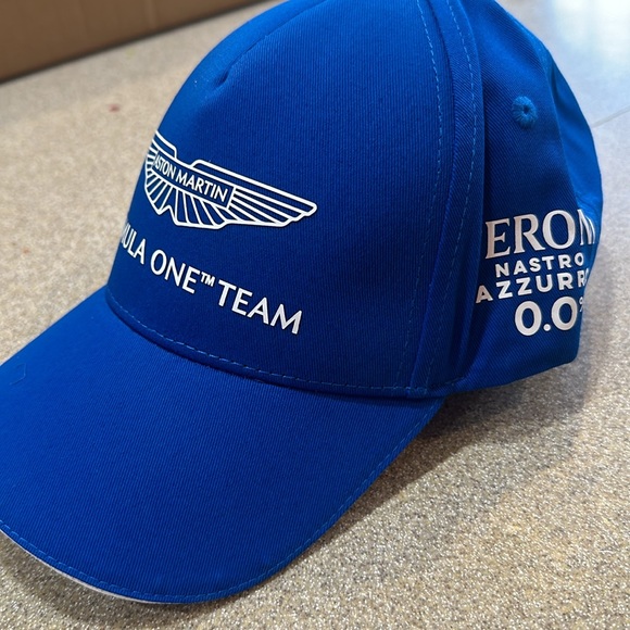 ASTON MARTIN CAP - Picture 3 of 9